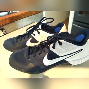 Nike Mens Baseball CLEATS (13)Navy and white dies have some black marks on the w